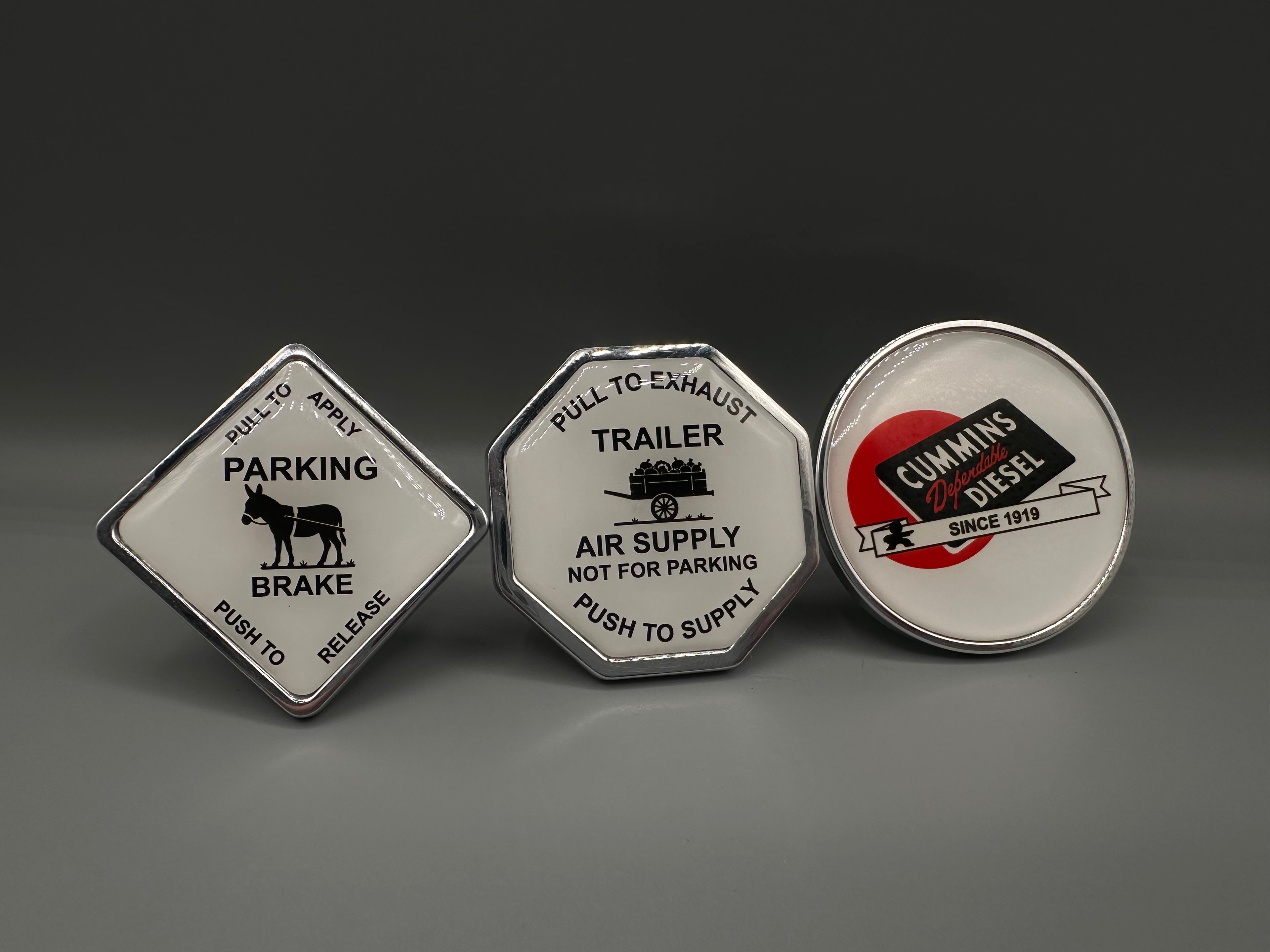 Horse and Buggy Set with With Cummins Diesel Logo (3 pieces)