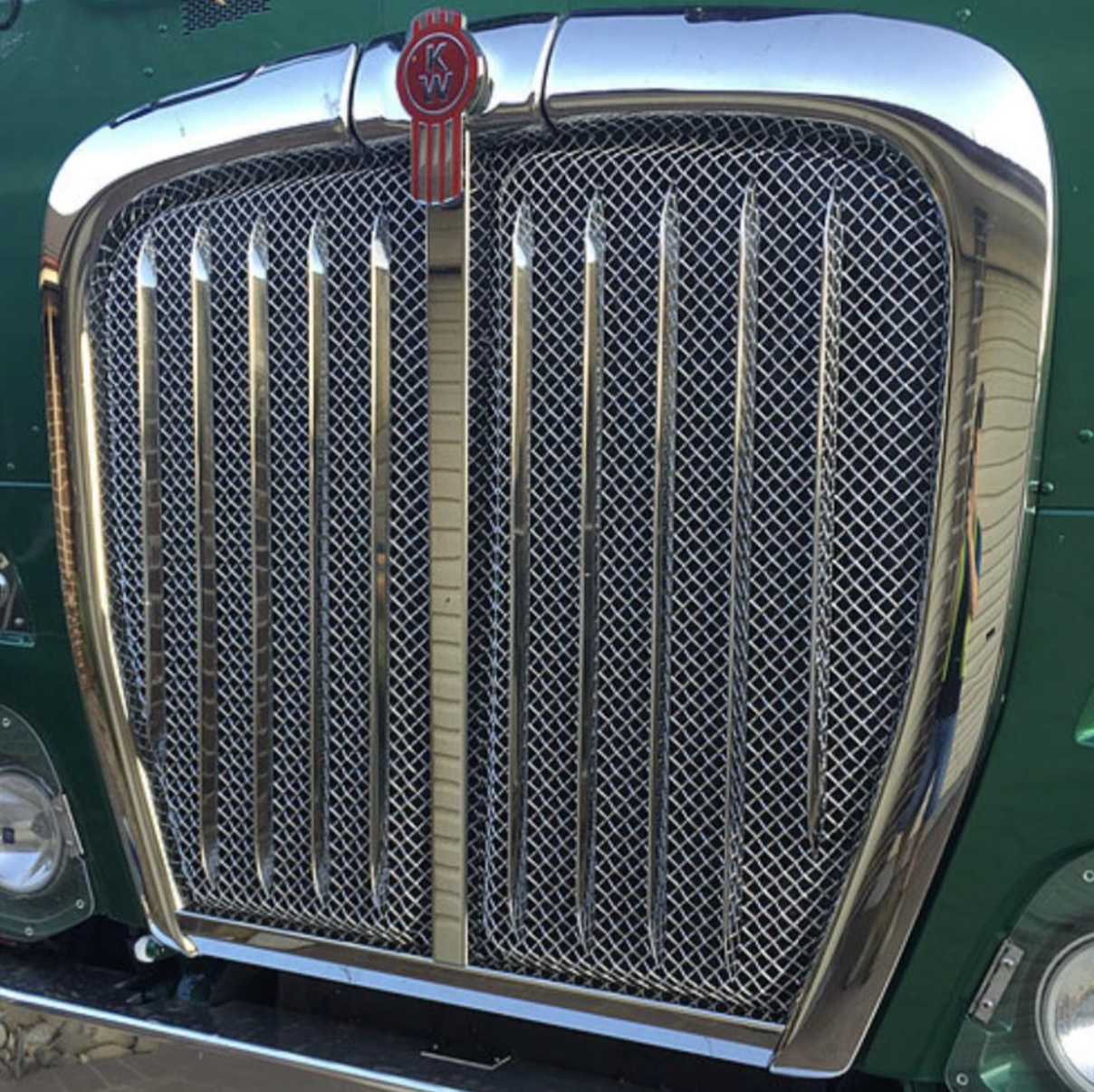 23.62" Kenworth Grille Bar - 600mm (each)