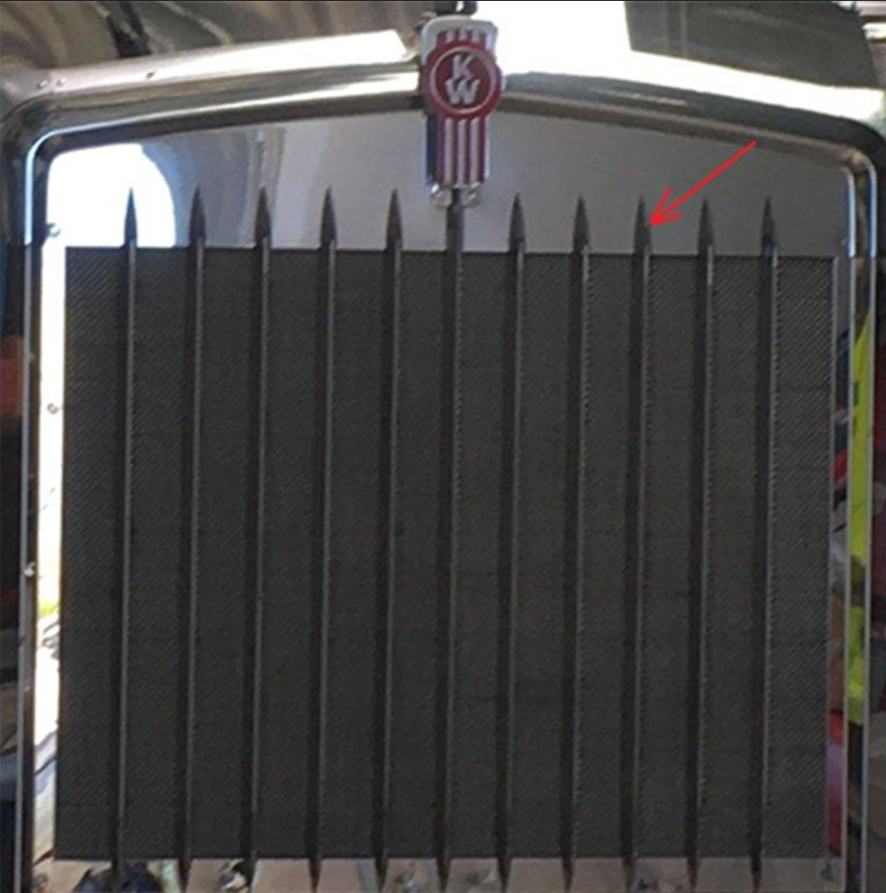 33" Kenworth Grille Bar - 838mm (each)