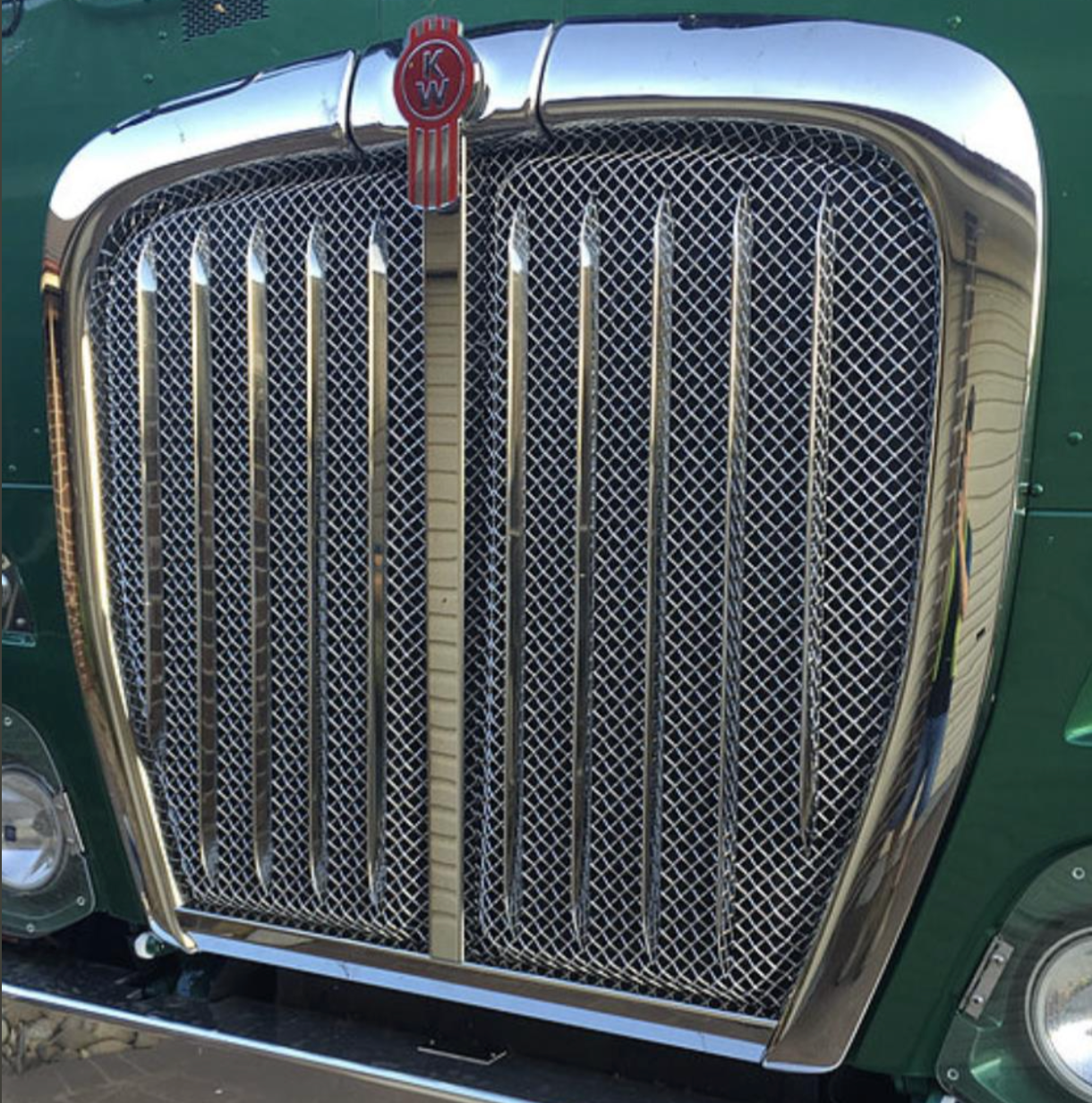 33.86" Kenworth Grille Bar - 860mm (each)