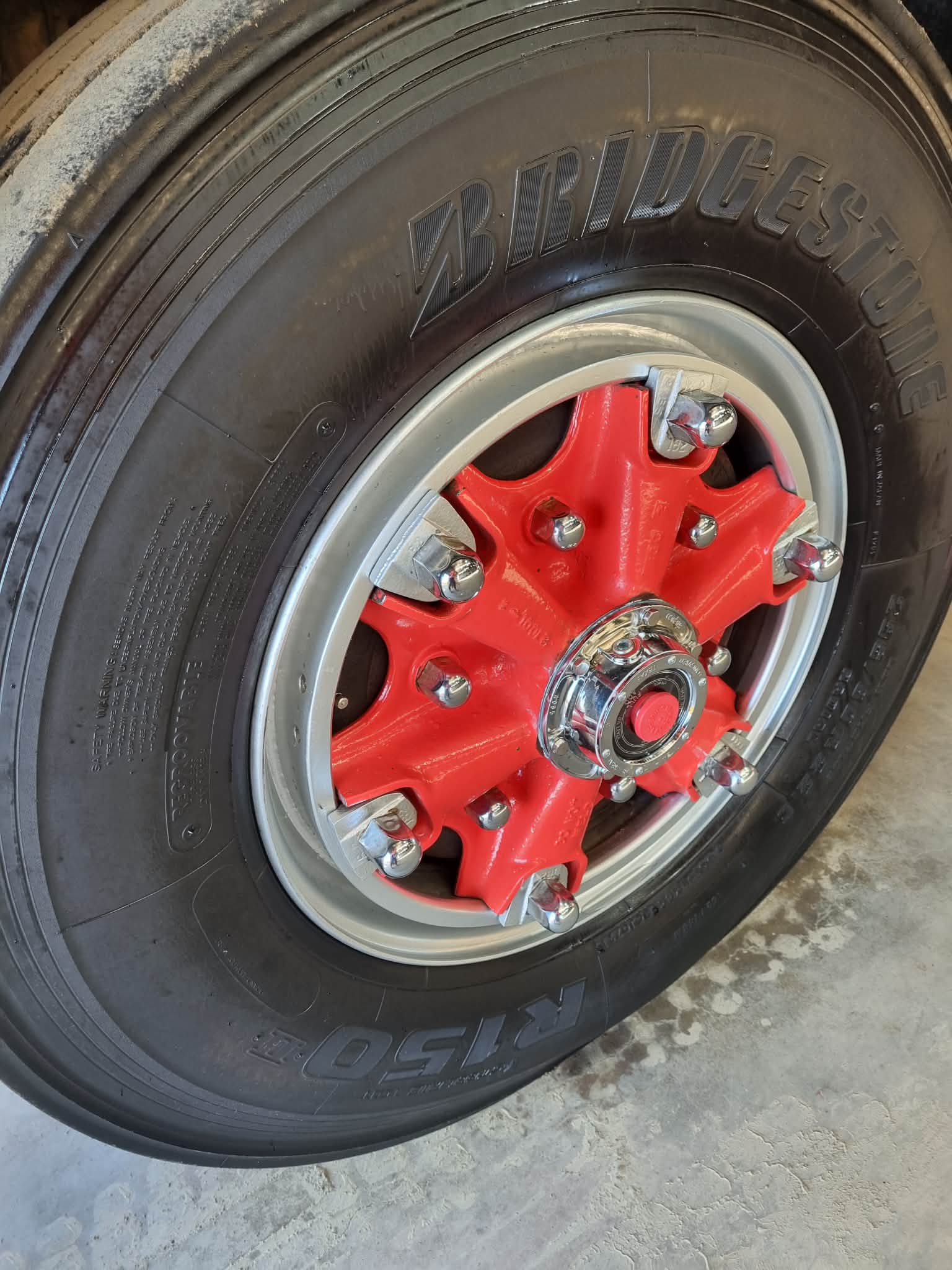 True Blue Short Boy Hub Caps (pair)